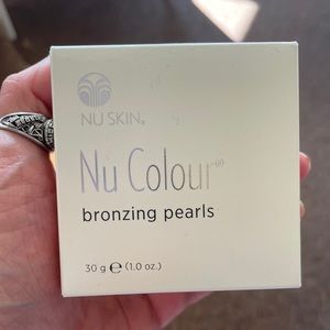 Bronzing pearls
